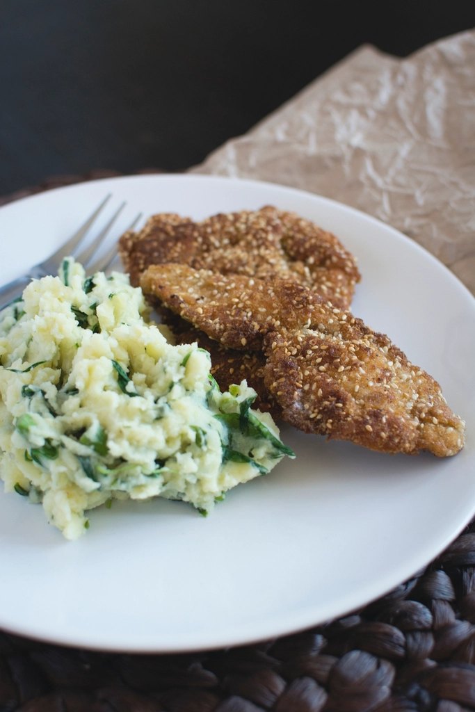 Milanesa con ensalada, vertical